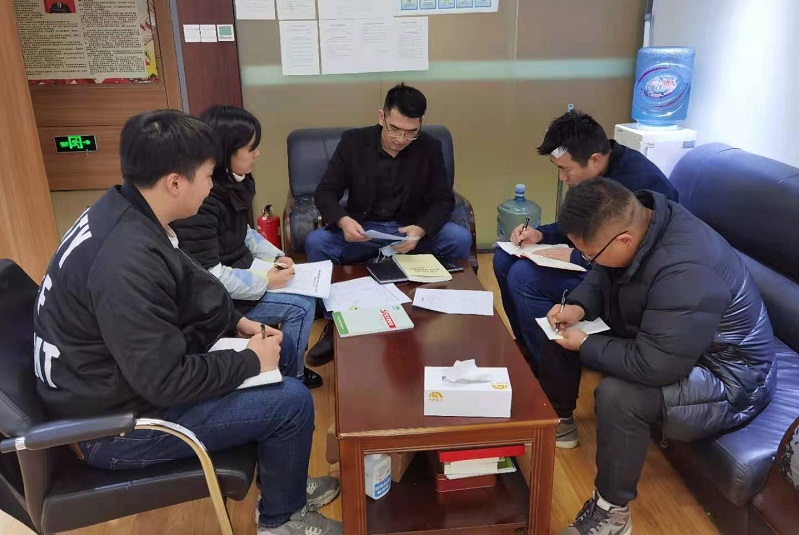 1612952169402340.jpg 經(jīng)營黨支部組織生活會.jpg