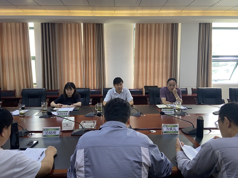 集團公司黨委書記董事長趙震海一行到公司進行調(diào)研2 - 副本.jpg