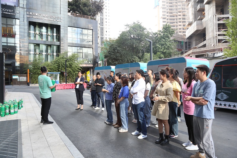 1695003300615279.jpg UR0A8858.JPG