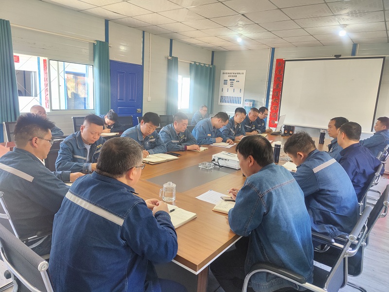 1708416921379975.jpg 52ba521ce8baa5fdd4039325b6502db.jpg