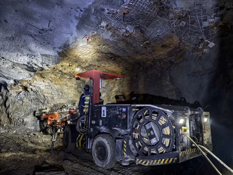 1760167274719645.jpg 640 (3).jpg